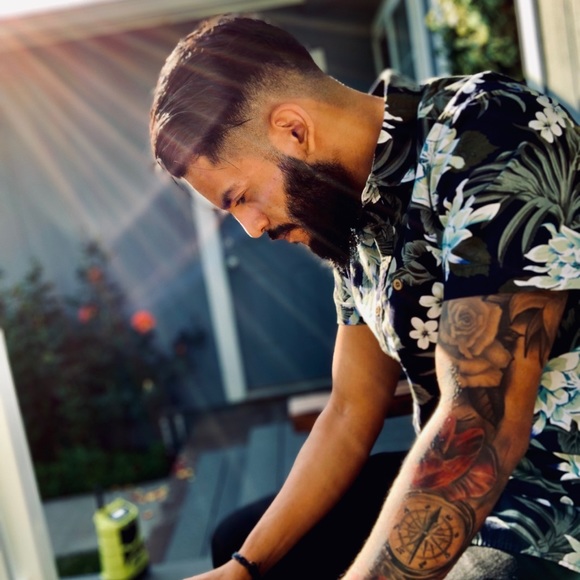 Meet your Posher, Eduardo - Picture 1 of 1